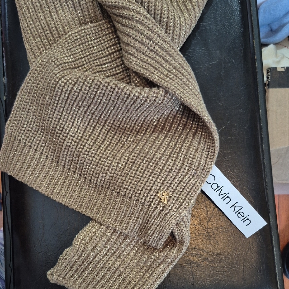 Calvin Klein Beige Ribbed Scarf